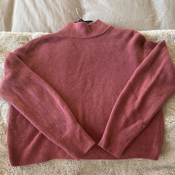 lululemon athletica Mauve Turtleneck Sweater - Picture 4 of 4